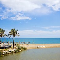 Apt Mairena Forest sea View Pool