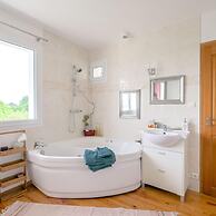 Maison Madalena With Pool Close to Ocean