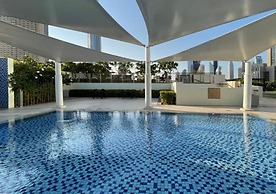 Downtown Views 1 BR Apartment high floor