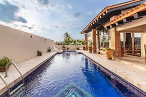 Casa Riviera