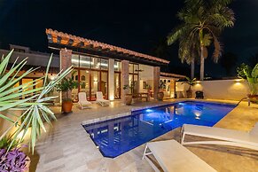 Casa Riviera
