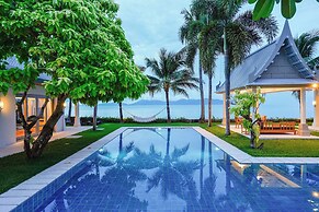 Miskawaan Beachfront Villas