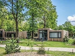 Luxe Lodge Near Schaijk