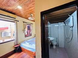 Silikhane Guest House