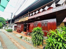 Silikhane Guest House