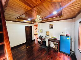 Silikhane Guest House