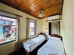 Silikhane Guest House