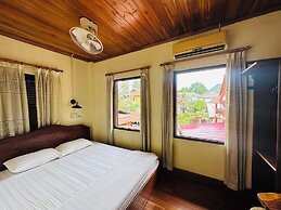 Silikhane Guest House