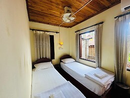 Silikhane Guest House