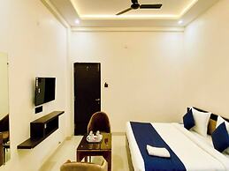 Hotel URS Palace