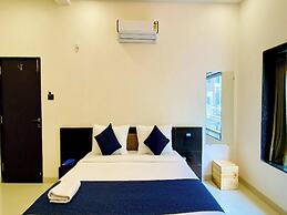 Hotel URS Palace