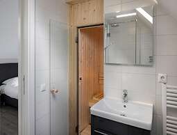 Villa by Lake Veere With Sauna