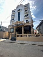 SKY HOTEL
