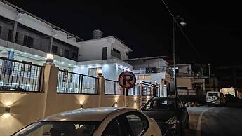 Hotel SNR Grand