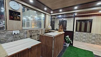 Hotel SNR Grand