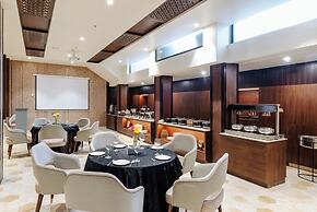 Signature Hotel