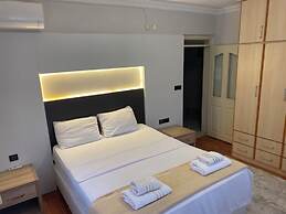 Alida Home