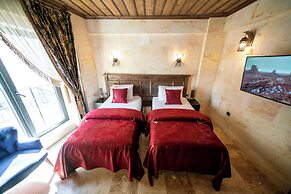 Abra Stone House