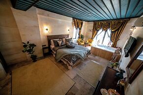 Abra Stone House