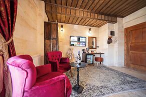 Abra Stone House