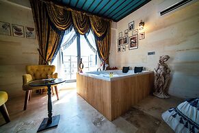 Abra Stone House