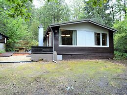 Cozy Chalet With Barbecue