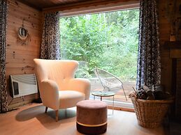 Cozy Chalet With Barbecue