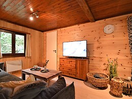 Cozy Chalet With Barbecue