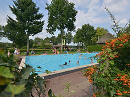 Nice Chalet With Dishwasher, on the Veluwe