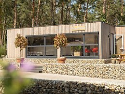 Nice Chalet With Dishwasher 16 km From Maastricht