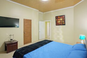 Root Wellness Arenal