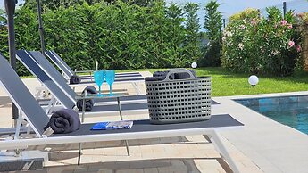 Apartments with Shared Pool Casa Bianca