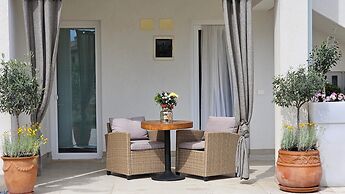 Apartments with Shared Pool Casa Bianca