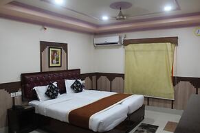 Gokul Plaza