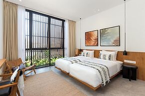 Botanika Estate
