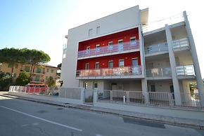 Modern Downtown Flat Near the Beach
