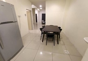 SPOT ON 91018 Sunshine Bnb Concept Service