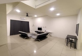 SPOT ON 91018 Sunshine Bnb Concept Service