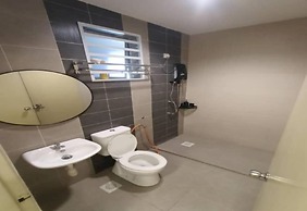 SPOT ON 91018 Sunshine Bnb Concept Service