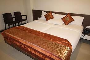 Hotel Girnar