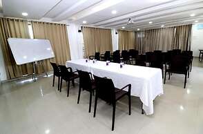Hotel Girnar