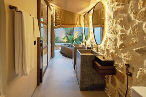 Ubud Mas Glamping Luxury Tent