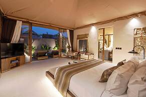 Ubud Mas Glamping Luxury Tent