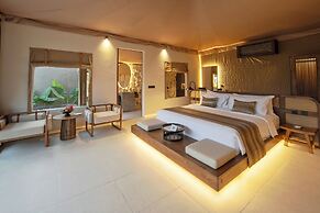 Ubud Mas Glamping Luxury Tent