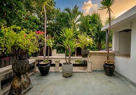 Villa Frangipani Seminyak