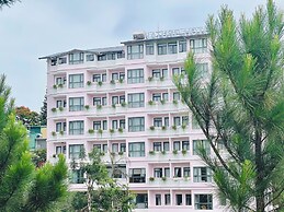 Nature Hotel - Le Hong Phong