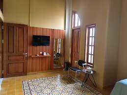 Hotel Radyoharto