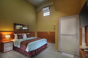 Hotel Radyoharto