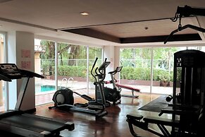 6-49 - 1 Bdr Condo With Balcony and Shared Pool