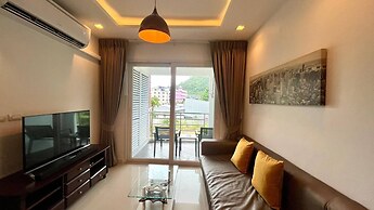 6-49 - 1 Bdr Condo With Balcony and Shared Pool